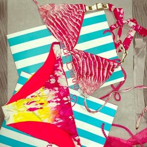 Beach Bunny Swim NEW 1 top 3 bottoms